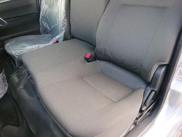 ハイエースバン ロングDX ディーゼル 4WD 5ドア 6人乗り ETC ナビ 両側スライドドア キーレス インパネAT レンタカーアップ CD エアコン パワーウィンドウ ABS(25枚目)