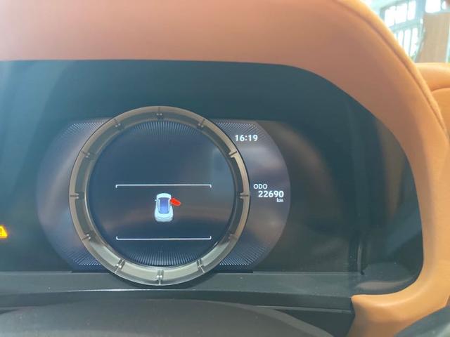 ＬＣ ＬＣ５００　Ｓパッケージ　内装オーカー　ＨＵＤ　マークレビンソン　２１ＡＷ　６／４ＰＯＴレッドキャリパー　前後マルチリンクサスペンション　２４５／４０＆２７５／３５Ｒ２１　ＰｉｒｏｔＳｕｐｅｒＳｐｏｒｔ　カーボンルーフ（23枚目）