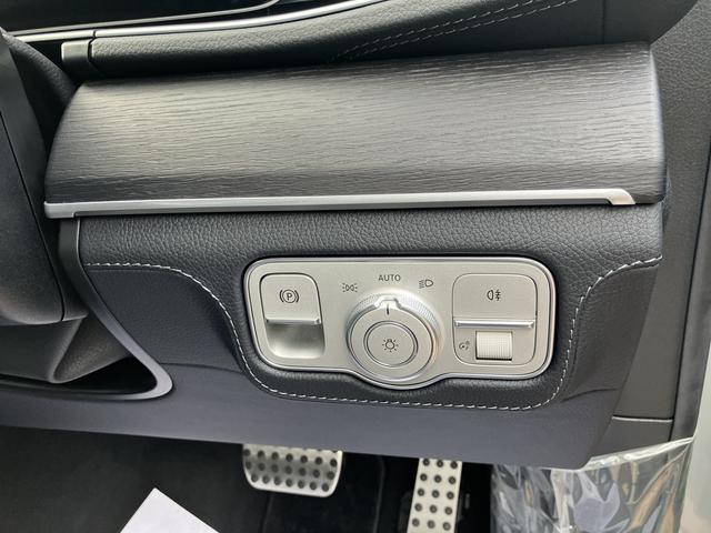 GLE GLE450d 4マチック クーペスポーツ E-ACTIVE BODY CONTROL パノラミックスライディングルーフ ソフトクローズドア シートヒーター/ベンチレーション ブルメスター コクピットディスプレイ HUD エナジャイジングPKG(16枚目)