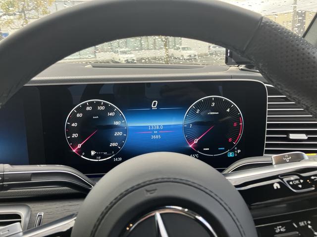 GLE GLE450d 4マチック クーペスポーツ E-ACTIVE BODY CONTROL パノラミックスライディングルーフ ソフトクローズドア シートヒーター/ベンチレーション ブルメスター コクピットディスプレイ HUD エナジャイジングPKG(17枚目)