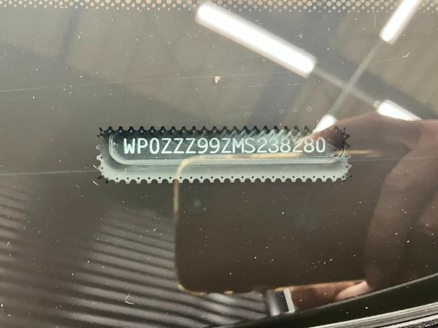 911 911カレラ4 カブリオレ 走行4500Km アベンチュリングリーンメタリック ブラウンソフトトップ トリュフブラウンインテリア スポーツクロノPKG スポーツエクゾースト 20/21インチCarrera Classicホイール(42枚目)