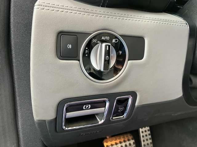 GT C ロードスター MC後モデル 12.3インチコクピットディスプレイ 10.25インチTFTモニター ダイヤモンドステッチナッパレザー ベンチレーション/ヒーターAMGパフォーマンスシート カーボンインテリア(24枚目)