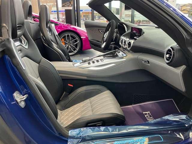 GT C ロードスター MC後モデル 12.3インチコクピットディスプレイ 10.25インチTFTモニター ダイヤモンドステッチナッパレザー ベンチレーション/ヒーターAMGパフォーマンスシート カーボンインテリア(42枚目)