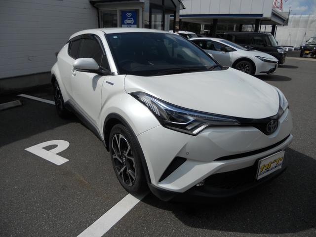 Ｃ－ＨＲ Ｇ　純正メモリーナビ　地デジ　バックカメラ　トヨタセーフティセンス　シートヒーター　ハイブリッド　キーレスエントリー　スマートキー　電動格納ミラー　アイドリングストップ（3枚目）