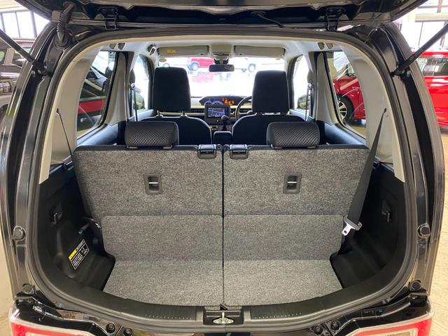 トランクもスペース十分で広々としています！