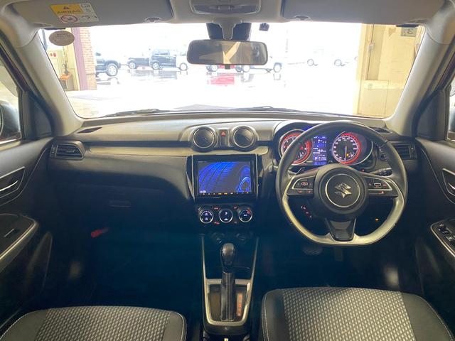 スイフト ハイブリッドＲＳ　純正８インチナビ・ＴＶ　全周囲カメラ　ＥＴＣ（10枚目）