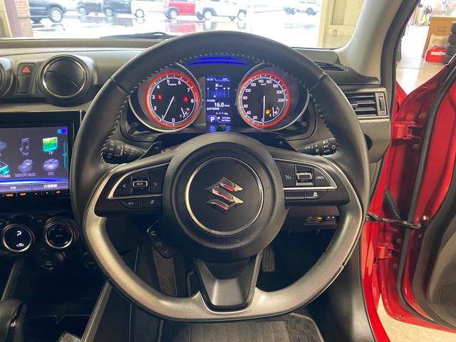 スイフト ハイブリッドＲＳ　純正８インチナビ・ＴＶ　全周囲カメラ　ＥＴＣ（19枚目）