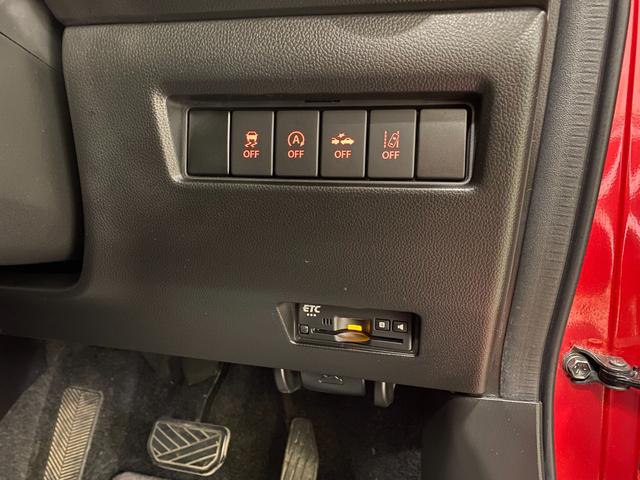 スイフト ハイブリッドＲＳ　純正８インチナビ・ＴＶ　全周囲カメラ　ＥＴＣ（31枚目）