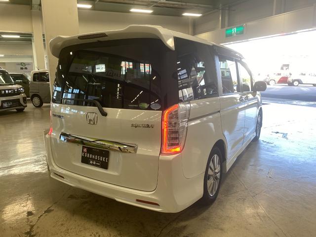 ステップワゴンスパーダ Ｓ　純正ナビ・ＴＶ　後席モニター　ＥＴＣ（2枚目）