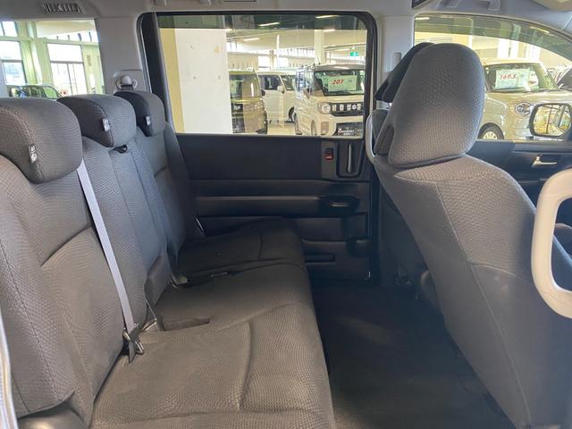 ステップワゴンスパーダ Ｓ　純正ナビ・ＴＶ　後席モニター　ＥＴＣ（24枚目）