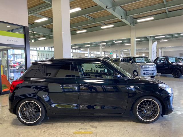 スイフト ＸＧリミテッド　ＭＴ　ＢＬＩＴＺ車高調　ｗｅｄｓ　ＭＡＶＥＲＩＣＫ１７インチＡＷ　社外ナビ・ＴＶ　ＥＴＣ（5枚目）