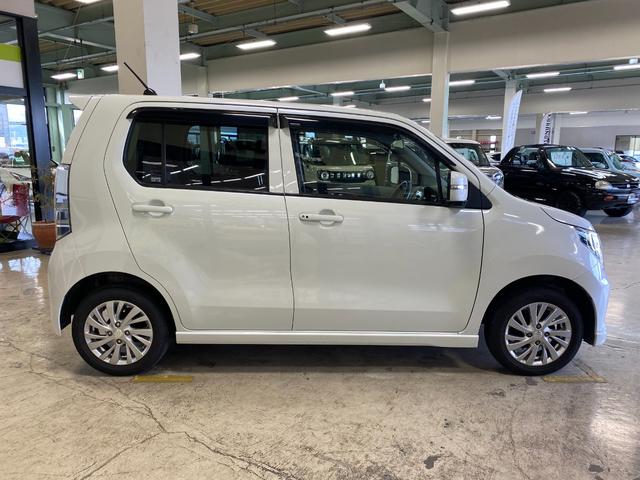 ワゴンＲ ＦＺ　４ＷＤ　ＣＤオーディオ　シートヒーター（6枚目）