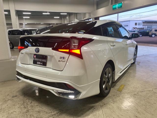 プリウス Sツーリングセレクション 4WD 純正ナビ・TV Bカメ(2枚目)