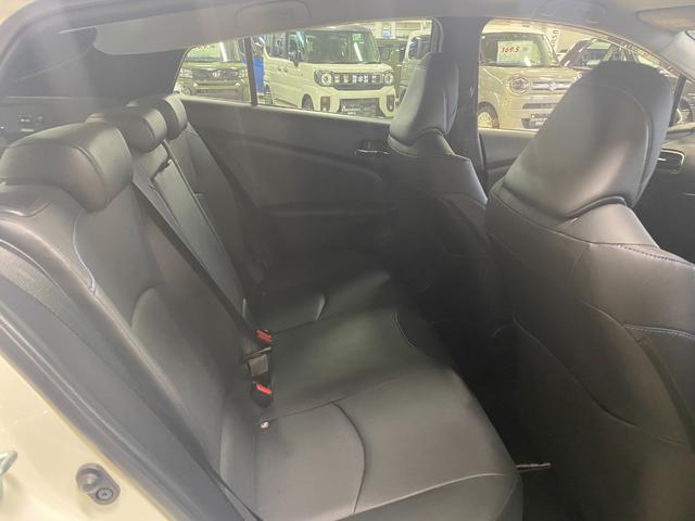 プリウス Sツーリングセレクション 4WD 純正ナビ・TV Bカメ(11枚目)