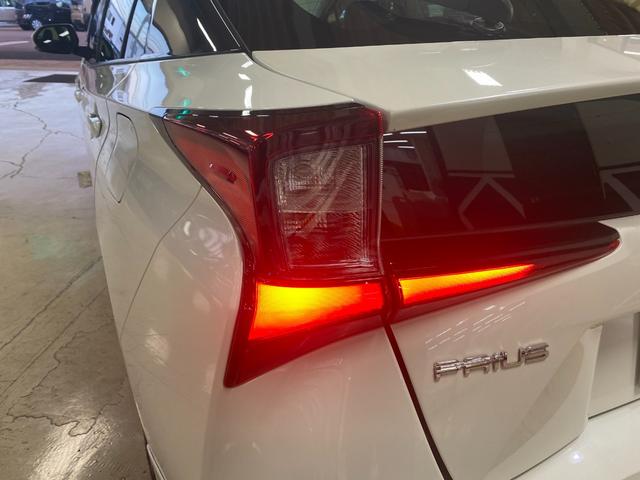 プリウス Sツーリングセレクション 4WD 純正ナビ・TV Bカメ(30枚目)