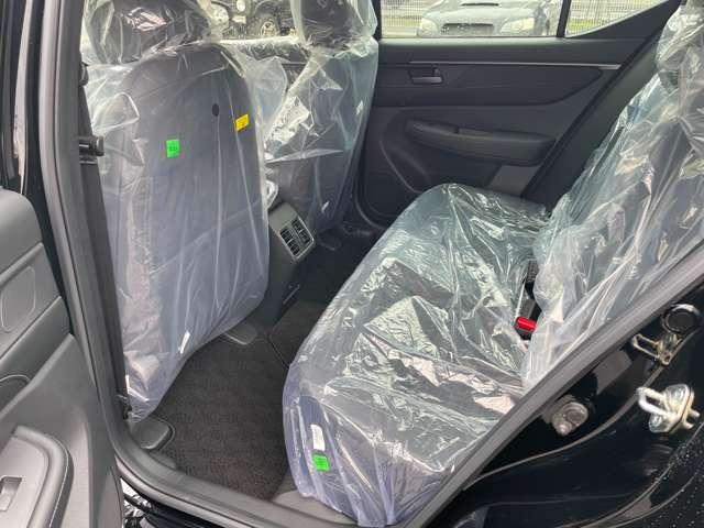 ＷＲ－Ｖ Ｚ　登録済未使用車　純正フロアマット（28枚目）