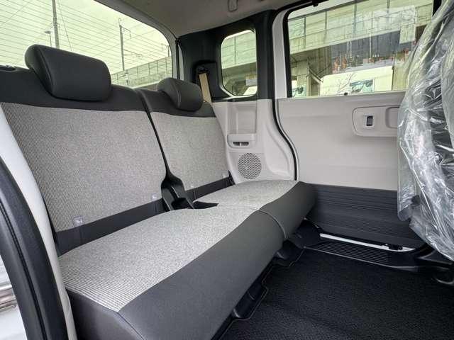 Ｎ－ＢＯＸ 　届出済未使用車フロアマット・バイザー（35枚目）