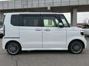 Ｎ－ＢＯＸカスタム ターボ　届出済未使用車　フロアマット・バイザー（6枚目）