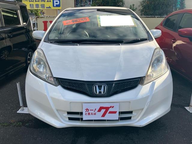 フィット Gスマートセレクション 純正CDオーディオ・バックカメラ USB入力 スマートキー 電動格納ミラー 社外アルミホイール 運転席・助手席エアバッグ(2枚目)