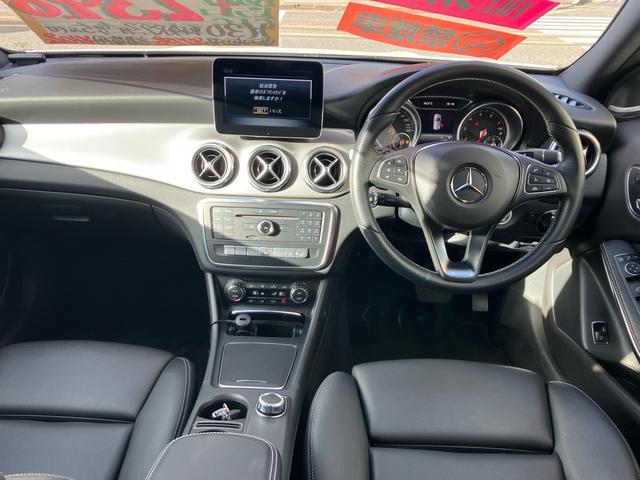 GLAクラス GLA180 純正HDDナビ フルセグTV バックカメラ ETC ドライブレコーダー スマートキー プッシュスタート サンルーフ レザーシート LEDヘッドライト 純正18インチアルミ(11枚目)