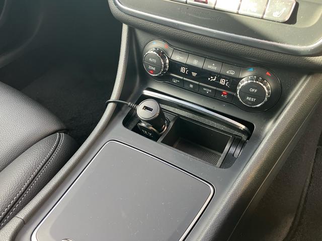 GLAクラス GLA180 純正HDDナビ フルセグTV バックカメラ ETC ドライブレコーダー スマートキー プッシュスタート サンルーフ レザーシート LEDヘッドライト 純正18インチアルミ(15枚目)