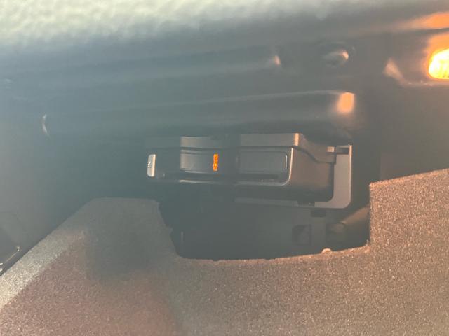 GLAクラス GLA180 純正HDDナビ フルセグTV バックカメラ ETC ドライブレコーダー スマートキー プッシュスタート サンルーフ レザーシート LEDヘッドライト 純正18インチアルミ(22枚目)