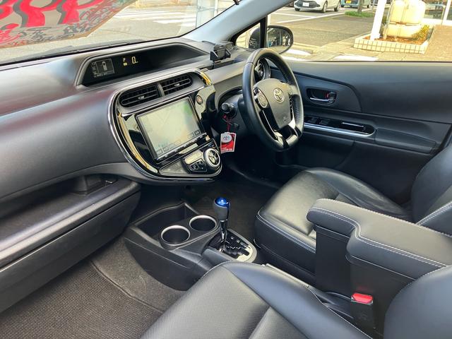 アクア Gブラックソフトレザーセレクション 純正メモリーナビ フルセグTV バックカメラ Bluetoothオーディオ ETC ドライブレコーダー スマートキー プッシュスタート 衝突被害軽減システム オートエアコン ハイブリッド(12枚目)