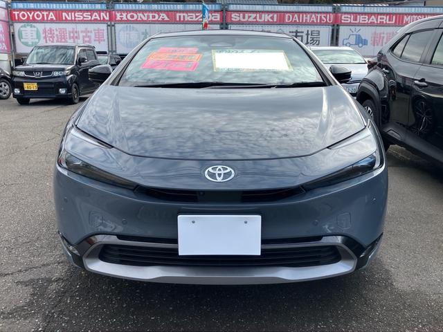 プリウス Ｚ　４ＷＤ　ワンオーナー車　純正メモリーナビ　フルセグＴＶ　全方位カメラ　Ｂｌｕｅｔｏｏｔｈオーディオ　ＥＴＣ　デジタルインナーミラー　パノラマルーフ　純正１９インチアルミ　オートクルーズ（2枚目）