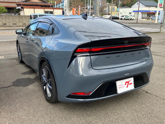 プリウス Ｚ　４ＷＤ　ワンオーナー車　純正メモリーナビ　フルセグＴＶ　全方位カメラ　Ｂｌｕｅｔｏｏｔｈオーディオ　ＥＴＣ　デジタルインナーミラー　パノラマルーフ　純正１９インチアルミ　オートクルーズ（6枚目）