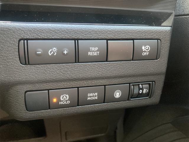 サクラ 　オートライト　電動格納ミラー　ＣＶＴ　アルミホイール　ベンチシート　エアバック　パワーウインドウ　エアコン（6枚目）