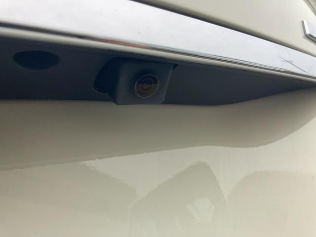 Ｃクラス Ｃ６３　ＡＭＧクーペ　バックカメラ　ナビ　クリアランスソナー　ＡＴ　サンルーフ　オートライト　電動格納ミラー　シートヒーター　アルミホイール　パワーシート　ＥＳＣ　ＣＤ　エアコン　パワーウィンドウ　運転席エアバッグ（21枚目）