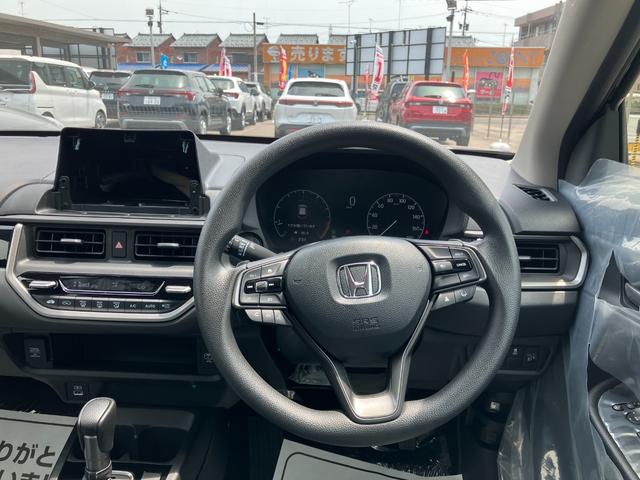 ＷＲ－Ｖ Ｘ　ホンダセンシ　クルーズコントロール　バックカメラ　スマートキー（3枚目）
