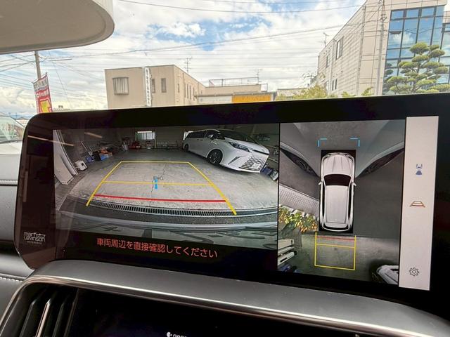 ＬＸ ＬＸ６００　クールボックス　ムーンルーフ　マークレビンソンリファレンス３Ｄサラウンドサウンドシステム　２２インチ鍛造アルミ　リヤシートエンターテイメントシステム（3枚目）