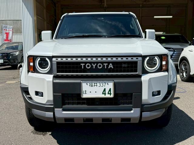 ランドクルーザー２５０ ＶＸ　モデリスタパッケージ　トヨタチームメイト　ドライバーモニターカメラ　レーンチェンジアシスト　４ＷＤ　全周囲カメラ　クリアランスソナー　オートクルーズコントロール　サンルーフ　ナビ　ＴＶ（14枚目）