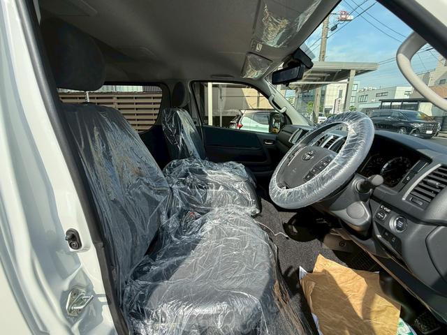ハイエースワゴン ＧＬ　ＬＥＤヘッド　パノラミックビューモニタ　４ＷＤ　デジタルインナーミラー　パワースライドドア　フロントカメラ　クリアランスソナー　レーンアシスト　衝突被害軽減システム１００Ｖ電源（2枚目）