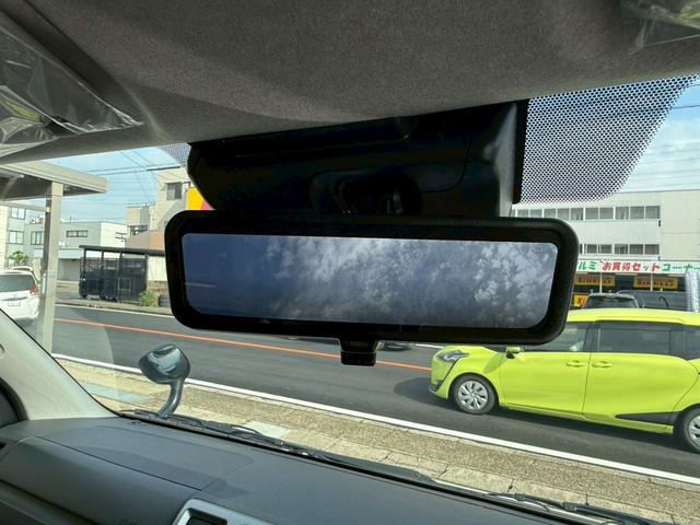 ハイエースワゴン ＧＬ　ＬＥＤヘッド　パノラミックビューモニタ　４ＷＤ　デジタルインナーミラー　パワースライドドア　フロントカメラ　クリアランスソナー　レーンアシスト　衝突被害軽減システム１００Ｖ電源（3枚目）