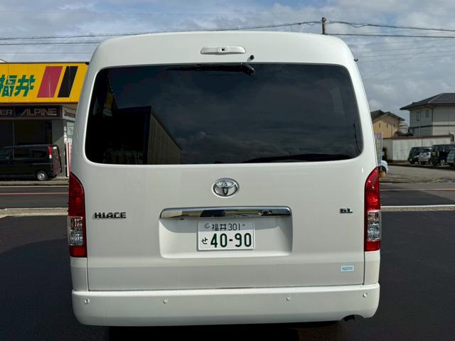 ハイエースワゴン ＧＬ　ＬＥＤヘッド　パノラミックビューモニタ　４ＷＤ　デジタルインナーミラー　パワースライドドア　フロントカメラ　クリアランスソナー　レーンアシスト　衝突被害軽減システム１００Ｖ電源（16枚目）