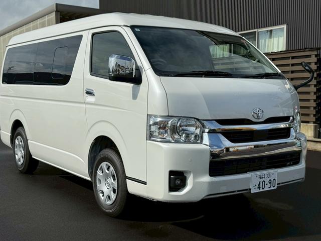 ハイエースワゴン ＧＬ　ＬＥＤヘッド　パノラミックビューモニタ　４ＷＤ　デジタルインナーミラー　パワースライドドア　フロントカメラ　クリアランスソナー　レーンアシスト　衝突被害軽減システム１００Ｖ電源（22枚目）
