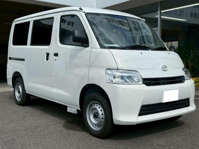 タウンエースバン ＧＬ　４ＷＤ　登録済未使用車　フロアマット（スタンダード）　クリアランスソナー　衝突被害軽減システム　両側スライドドア　オートライト　アイドリングストップ　ＡＢＳ　ＥＳＣ（14枚目）