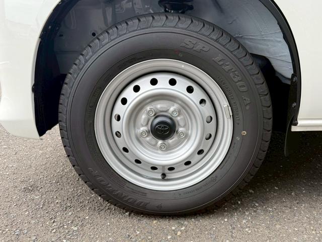 タウンエースバン ＧＬ　４ＷＤ　登録済未使用車　フロアマット（スタンダード）・バイザー付　クリアランスソナー　衝突被害軽減システム　両側スライドドア　アイドリングストップ　ＥＳＣ　　運転席エアバッグ　助手席エアバッグ（20枚目）