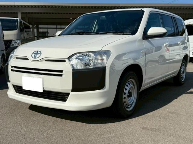 プロボックス ハイブリッドＤＸ　コンフォート　登録済未使用車　バックカメラ　レーンアシスト　衝突被害軽減システム　オートマチックハイビーム　オートライト　電動格納ミラー　１００Ｖ電源　　ＥＳＣ　パワーウィンドウ　運転席エアバッグ　助手席エアバッグ（11枚目）