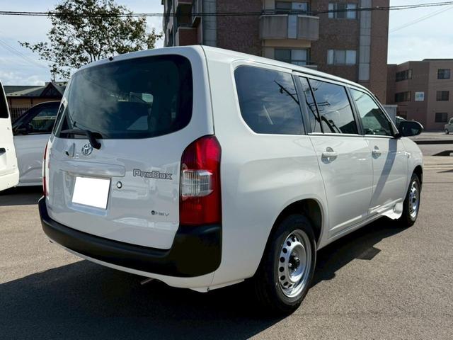 プロボックス ハイブリッドＤＸ　コンフォート　登録済未使用車　バックカメラ　レーンアシスト　衝突被害軽減システム　オートマチックハイビーム　オートライト　電動格納ミラー　１００Ｖ電源　　ＥＳＣ　パワーウィンドウ　運転席エアバッグ　助手席エアバッグ（15枚目）