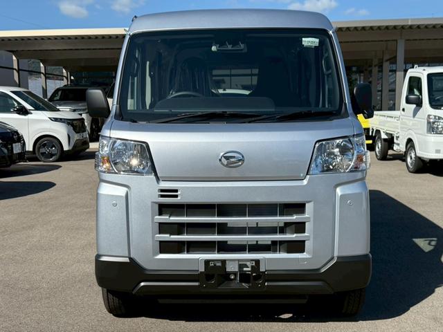 ハイゼットカーゴ ＤＸ　ＳＡＩＩＩ　４ＷＤ　届出済未使用車　衝突被害軽減システム　クリアランスソナー　両側スライドドア　アイドリングストップ　ＥＳＣ　エアコン　パワーステアリング　運転席エアバッグ　助手席エアバッグ（10枚目）