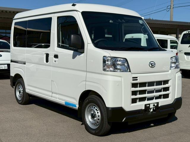 ハイゼットカーゴ ＤＸ　ＳＡＩＩＩ　４ＷＤ　届出済未使用車　衝突被害軽減システム　クリアランスソナー　両側スライドドア　アイドリングストップ　ＥＳＣ　エアコン　パワーステアリング　運転席エアバッグ　助手席エアバッグ（12枚目）