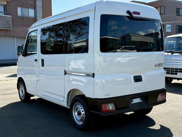 ハイゼットカーゴ ＤＸ　ＳＡＩＩＩ　４ＷＤ　届出済未使用車　衝突被害軽減システム　クリアランスソナー　両側スライドドア　アイドリングストップ　ＥＳＣ　エアコン　パワーステアリング　運転席エアバッグ　助手席エアバッグ（16枚目）