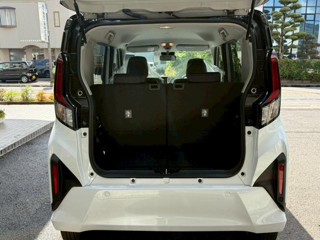 ムーヴ Ｘ　全周囲カメラ　両側電動スライドドア　ＴＶ　スマートパノラマパーキングパック　クリアランスソナー　オートクルーズ　衝突被害軽減システム　ＬＥＤヘッドランプ　スマートキー　アイドリングストップ（19枚目）
