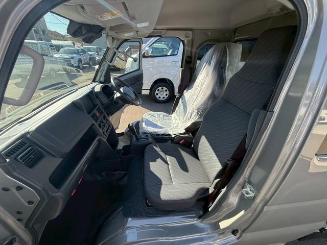 スーパーキャリイ X 4WD 届出済未使用車 AT 衝突被害軽減システム クリアランスソナー レーンアシスト アイドリングストップ 電動格納ミラー オートライト ESC(8枚目)