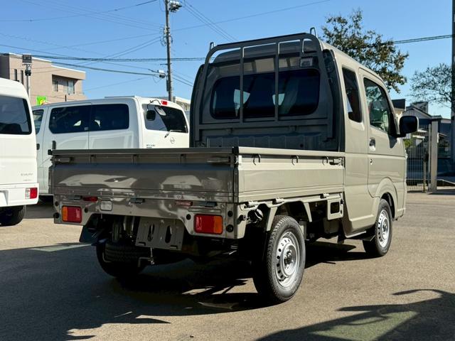 スーパーキャリイ X 4WD 届出済未使用車 AT 衝突被害軽減システム クリアランスソナー レーンアシスト アイドリングストップ 電動格納ミラー オートライト ESC(16枚目)