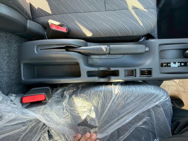 スーパーキャリイ X 4WD 届出済未使用車 AT 衝突被害軽減システム クリアランスソナー レーンアシスト アイドリングストップ 電動格納ミラー オートライト ESC(6枚目)