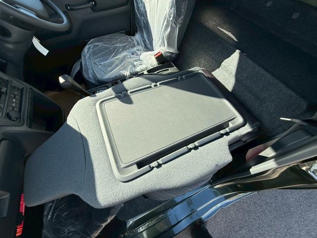 スーパーキャリイ X 4WD 届出済未使用車 AT 衝突被害軽減システム クリアランスソナー レーンアシスト アイドリングストップ 電動格納ミラー オートライト ESC(22枚目)